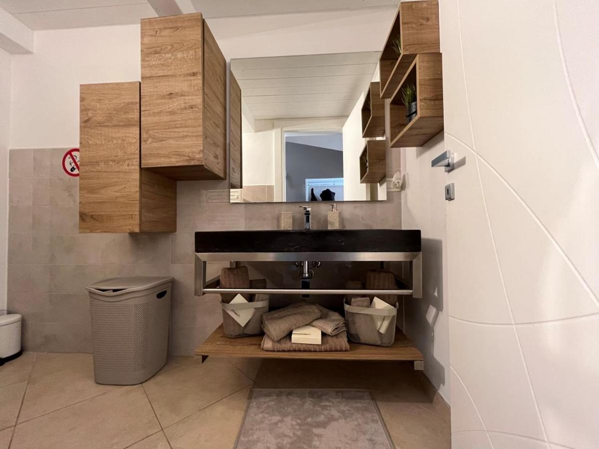 Suite Sui Tetti Apartment บารี ภายนอก รูปภาพ